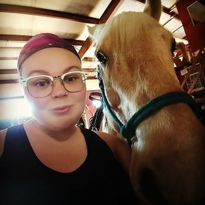 Meet your Posher, Mariana